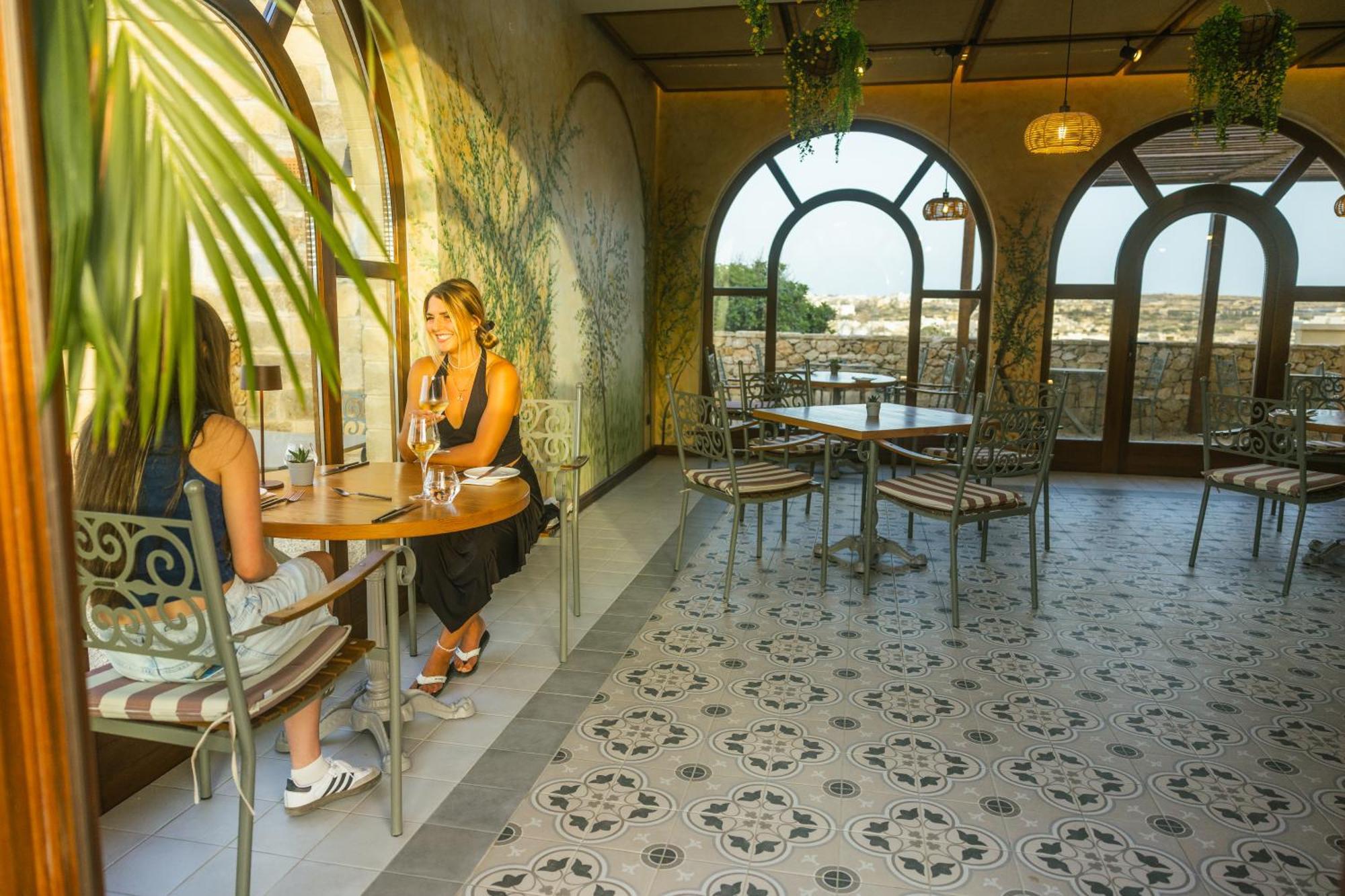 Tuta Agrotourism Bed and Breakfast Kerċem Buitenkant foto